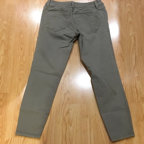 Miss Me Olive Ankle & Cropped Jeans - Picture 5 of 9